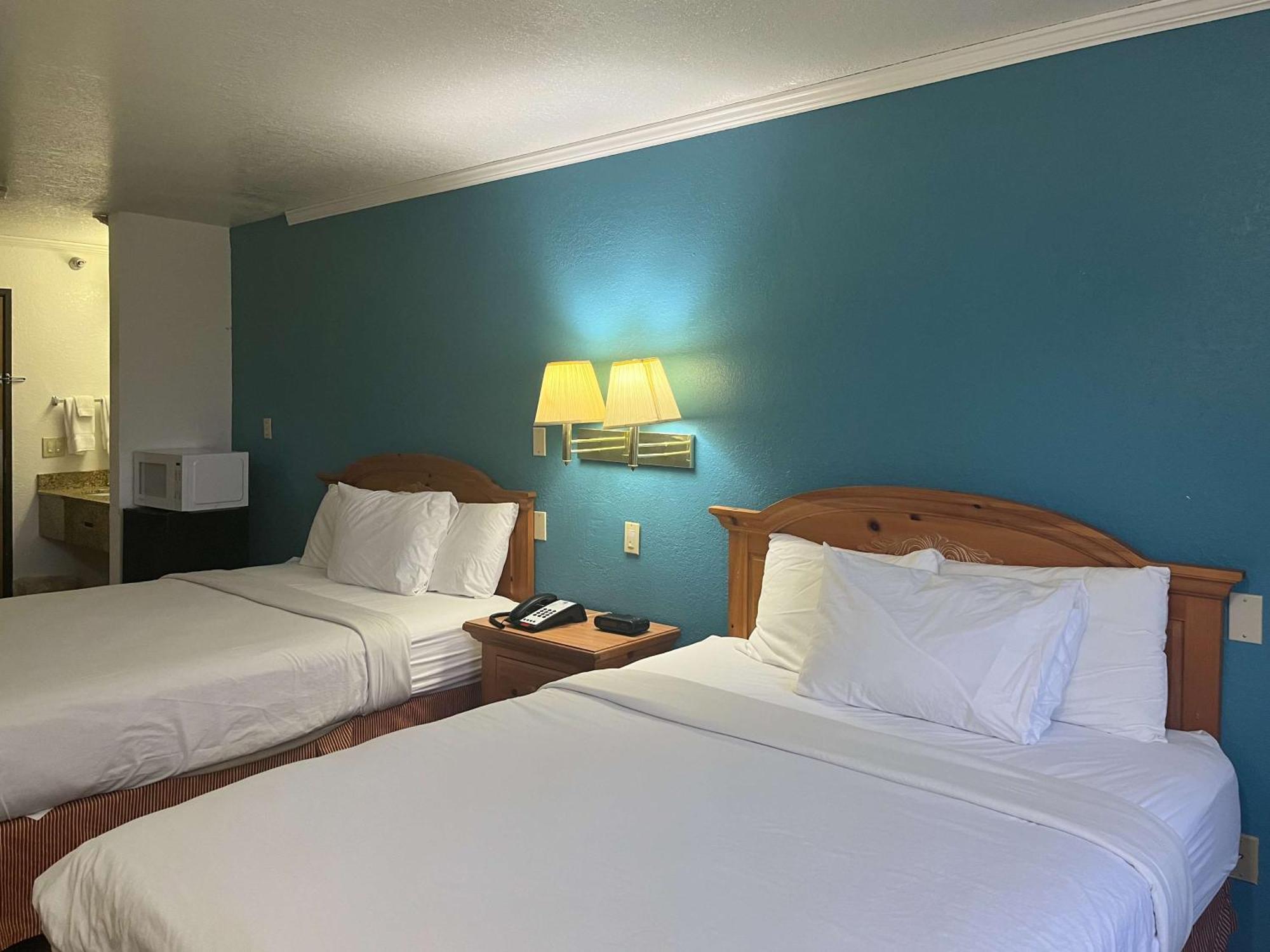 Motel 6 Portland, In المظهر الخارجي الصورة