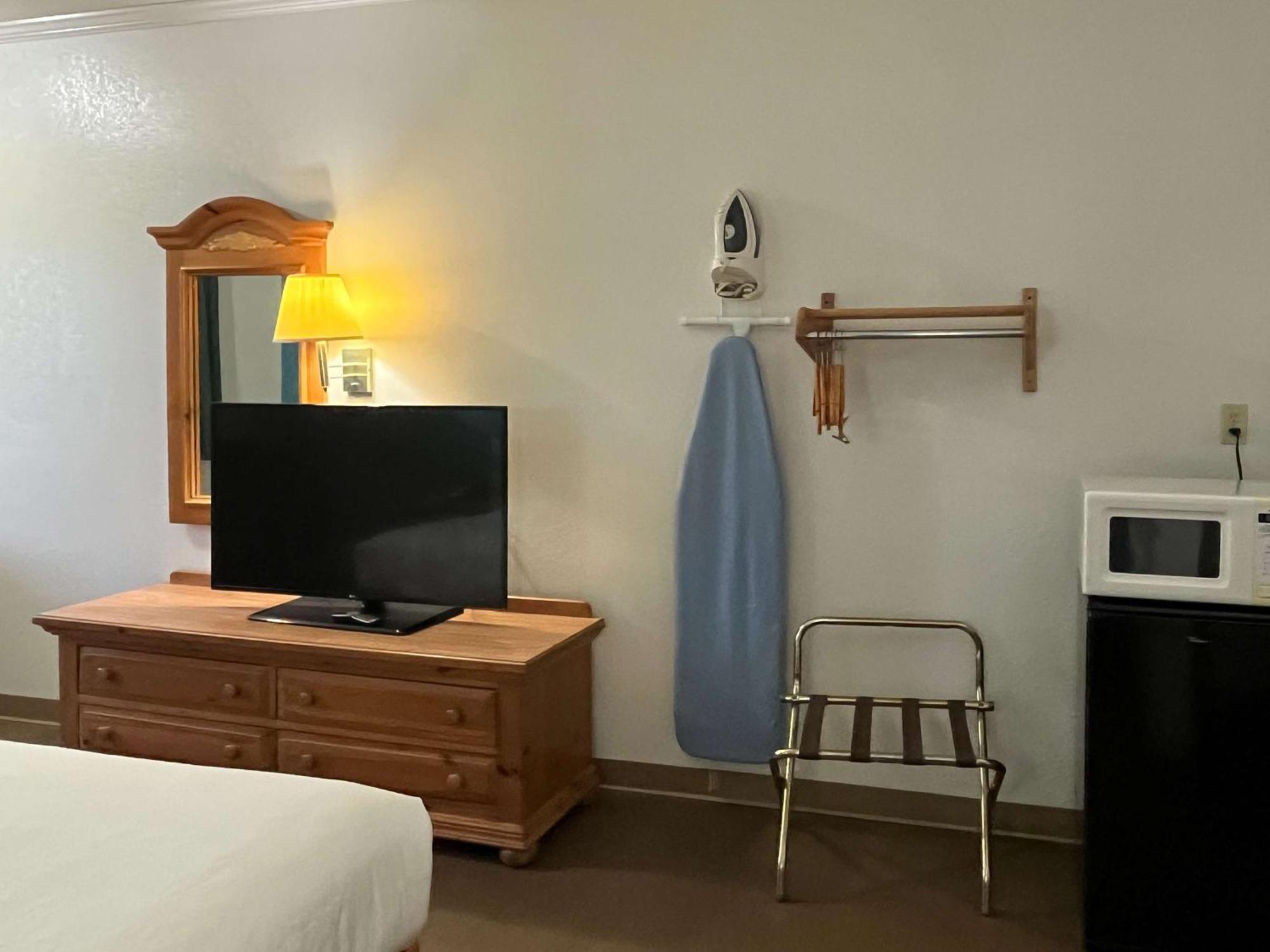 Motel 6 Portland, In المظهر الخارجي الصورة