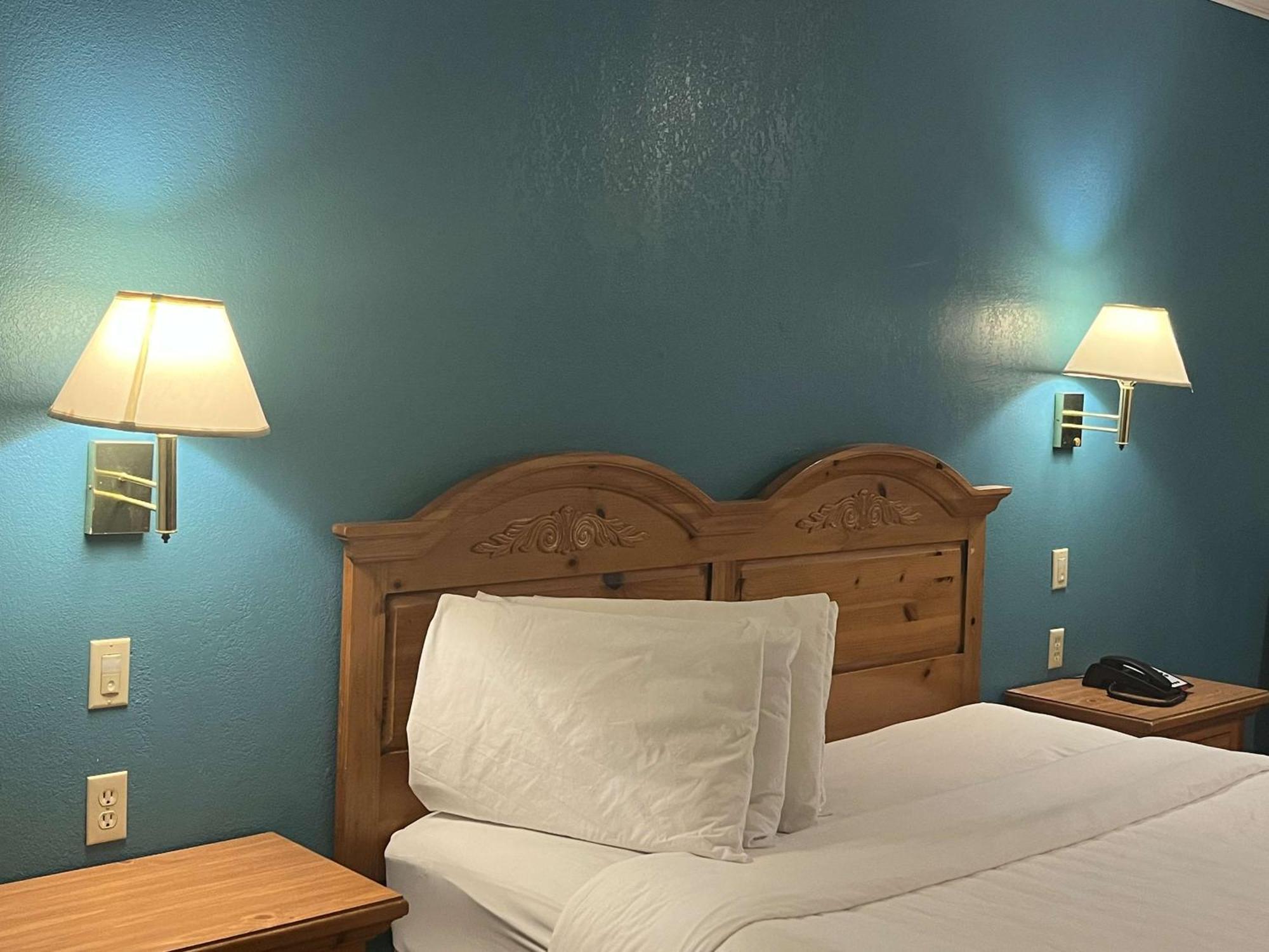 Motel 6 Portland, In المظهر الخارجي الصورة