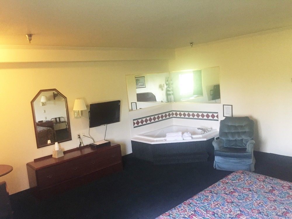Motel 6 Portland, In المظهر الخارجي الصورة