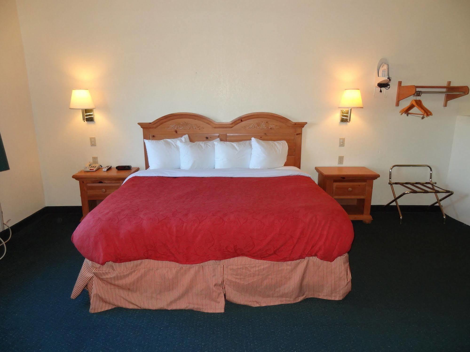 Motel 6 Portland, In المظهر الخارجي الصورة